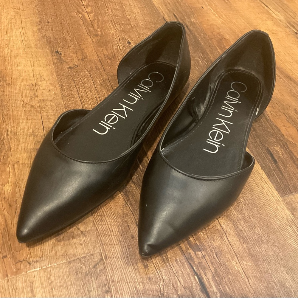 Calvin Klein Women's Elegant Black flats